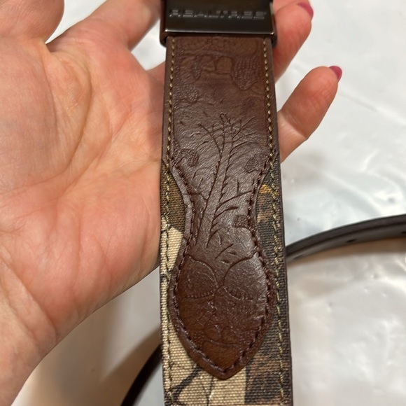 REALTREE REVERSIBLE Brown/ tan green camo BELT Leather Silver Buckle men 34-36 M - Picture 13 of 15